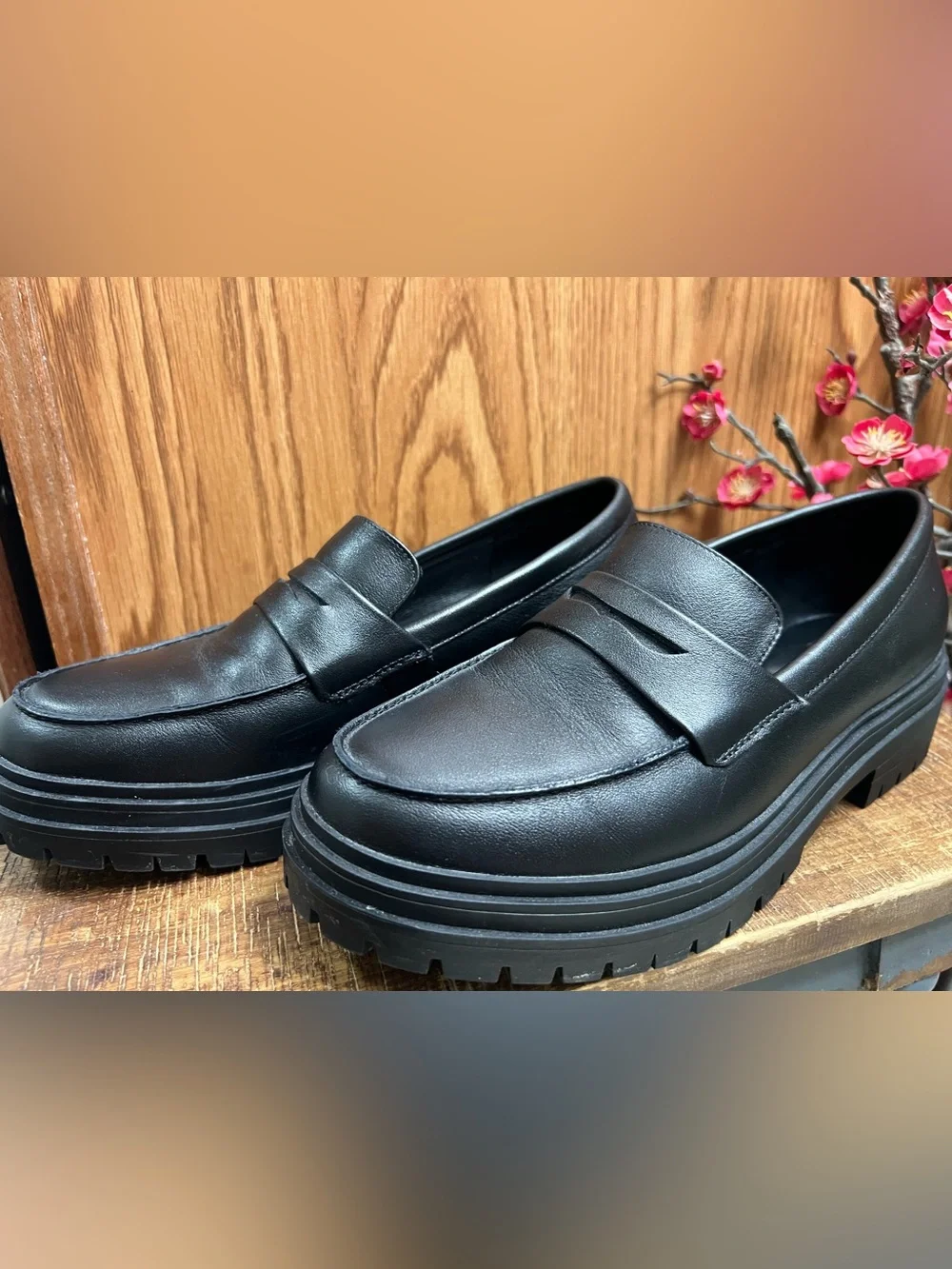 Quince Black Lug Sole Loafers Chunky Platform Leather Slip On Shoes Sz 8